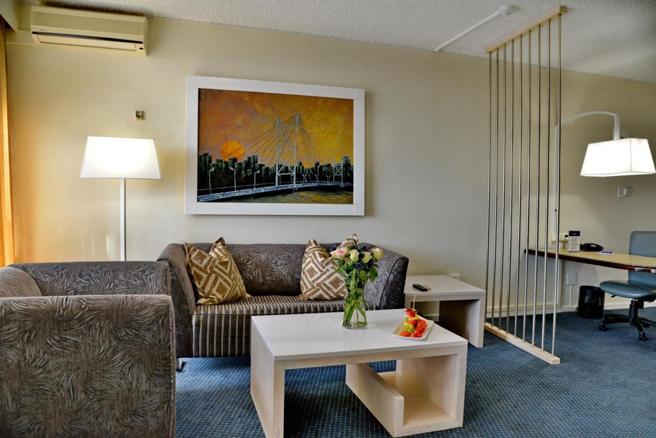 The Parktonian All Suite Hotel Γιοχάνεσμπουργκ Εξωτερικό φωτογραφία