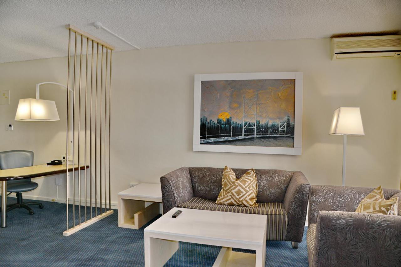 The Parktonian All Suite Hotel Γιοχάνεσμπουργκ Εξωτερικό φωτογραφία